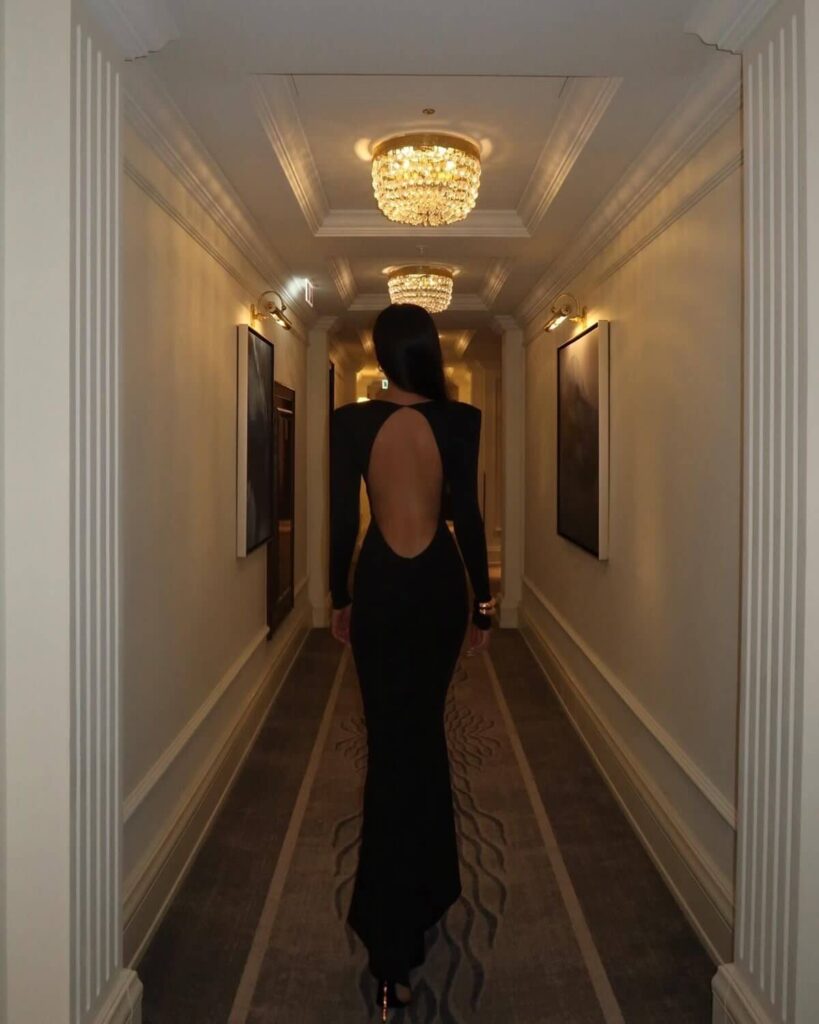 Luxury escort in a hotel corridor in Ibiza